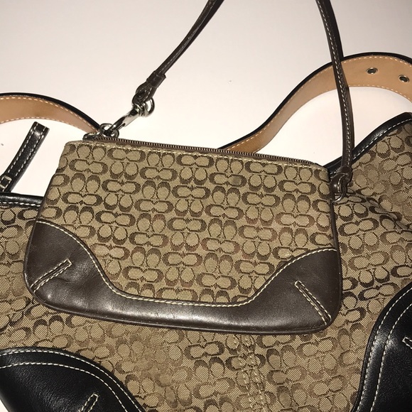 Coach Brown small signature hobo bag and wristlet 💕 vintage - Picture 7 of 16
